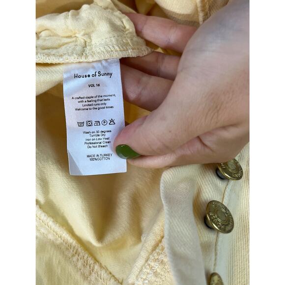 HOUSE OF SUNNY Size 4 Button Fly Cropped Jeans Cotton Denim Yellow Straight - Picture 9 of 9
